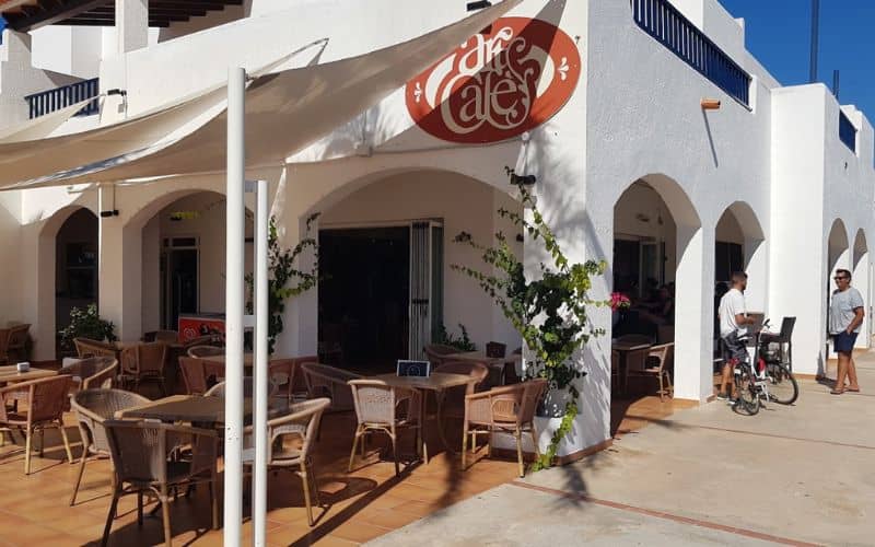 Fachada de Art Café en Formentera
